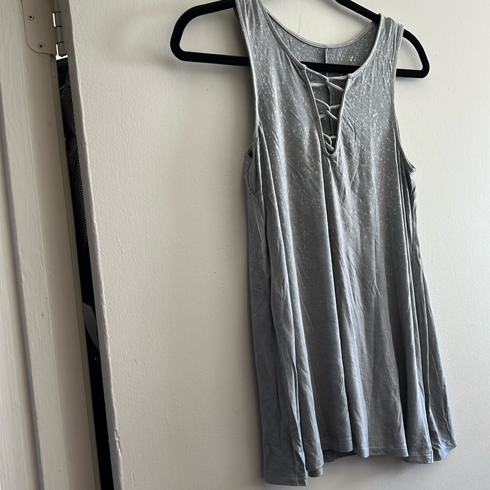 Excellent condition!  Like new American Eagle tank